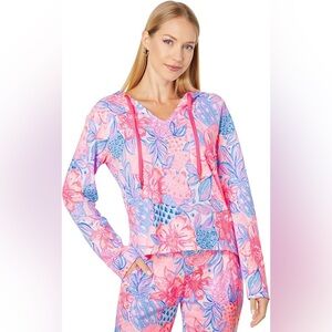 NWOT Lilly Pulitzer Kiawah Cropped Hoodie Pink Isle Snappy Turtle large cotton